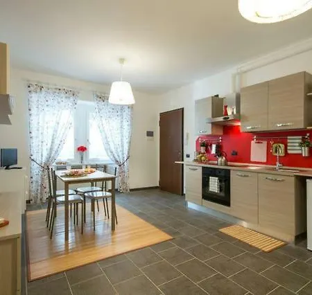 Color House Lierna